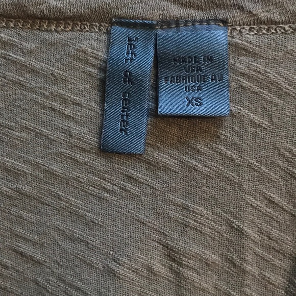 |Anthropologie| Left of Center Green Cold Shoulder - Picture 3 of 4